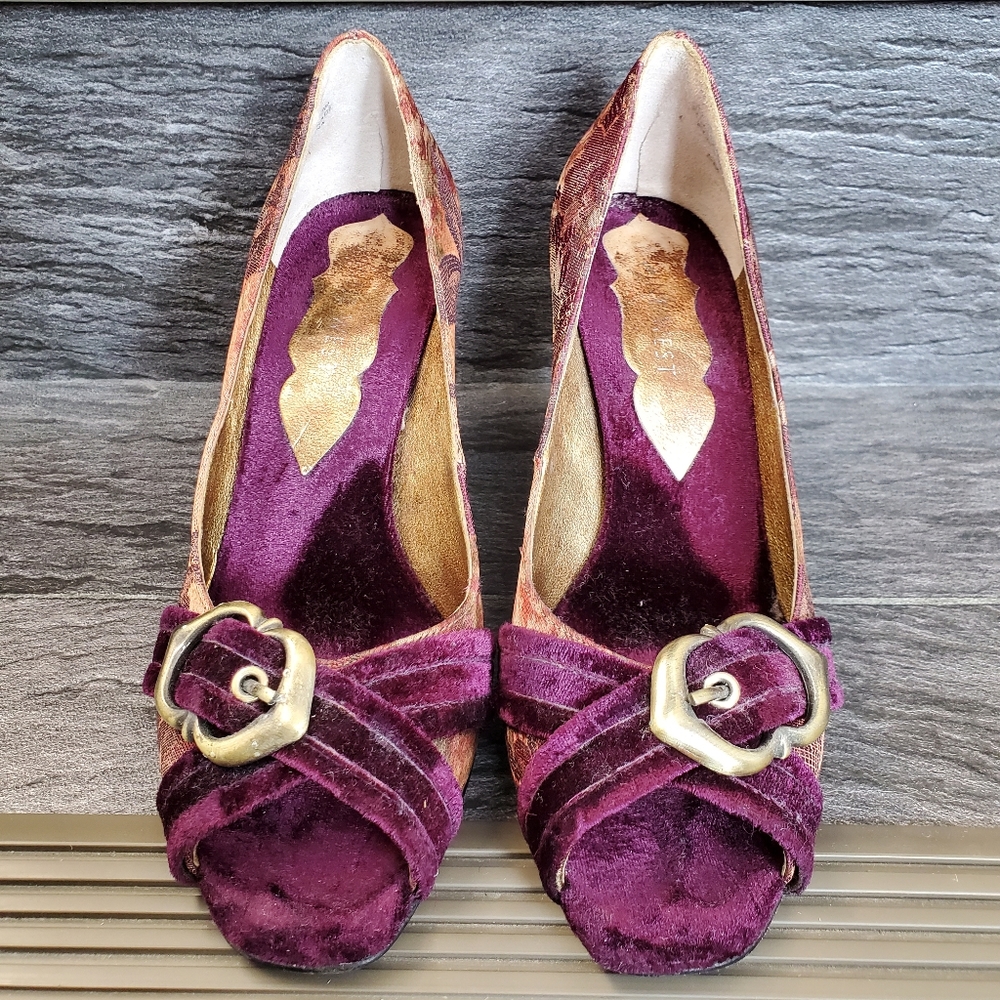 Nine West Women Stilletos